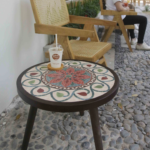 Bàn Mosaic tròn họa tiết hoa lá PA0204-012