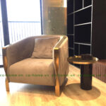 Bàn góc sofa đế đá, mặt bàn inox vàng PA0203-065